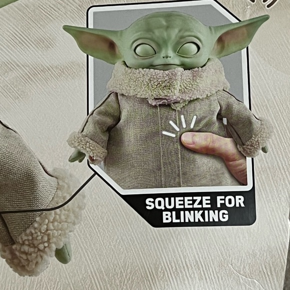 Star Wars Mandalorian - Squeeze and Blink Grogu !!😍 - Picture 4 of 7